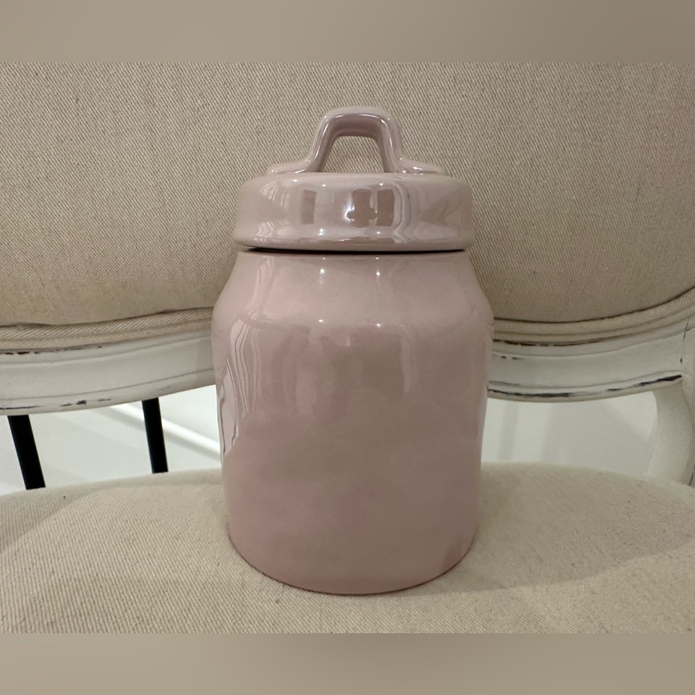 *SOLD* Rae Dunn Medium Pink Iridescent Canister Valentine’s Day Pink With Heart - Picture 3 of 6